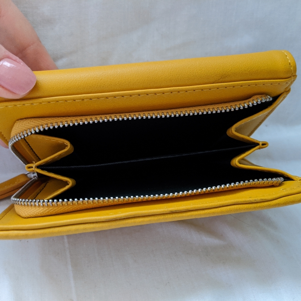 Wallet - Picture 4 of 7